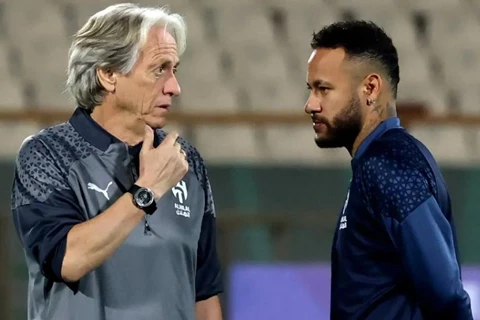 جيسوس مُحبط بعد اختيار البرازيل لأنشيلوتي